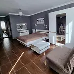 Sea Front View - Dolce 2 Apartman *